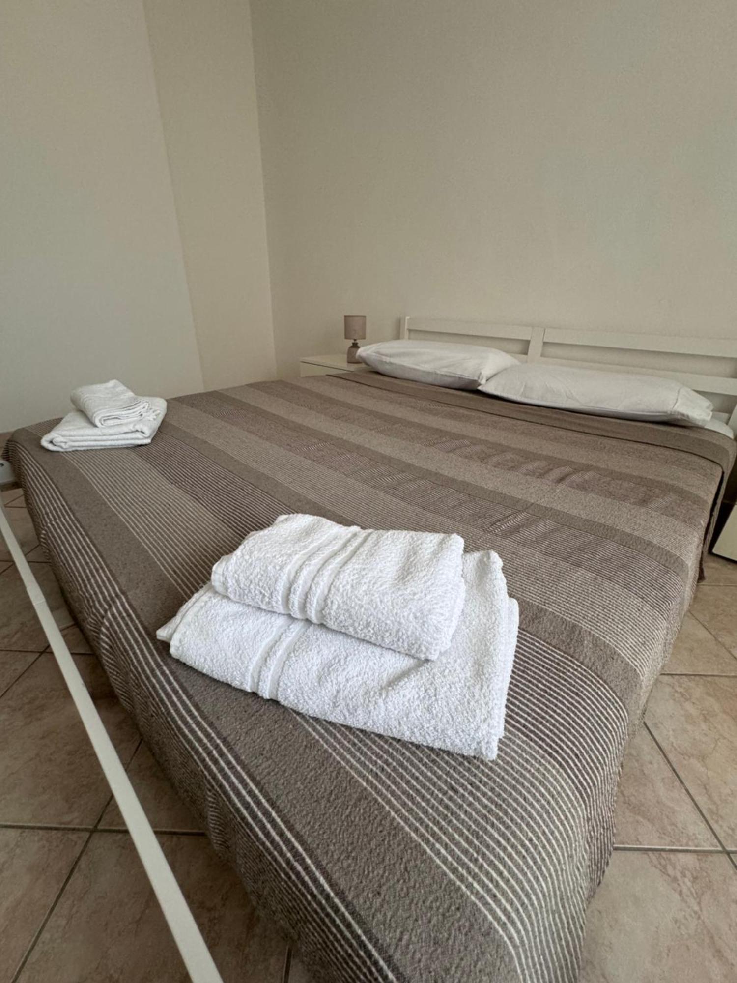 Galvani Apartment Порто Торес Екстериор снимка